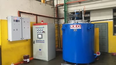 出口馬來西亞150KW井式氣體氮化爐進行安裝調試